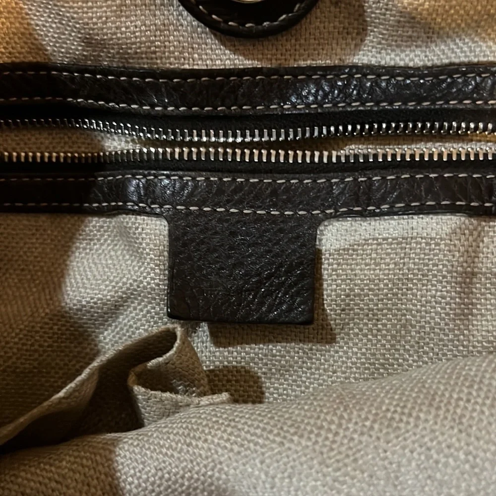 AUTHENTIC! Very good condition Gucci tote - Picture 8 of 11